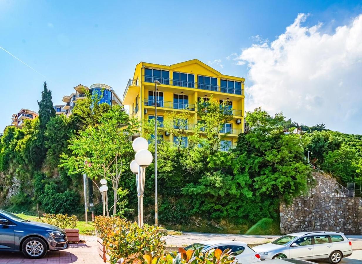 Apartments Albina Star Будва Экстерьер фото